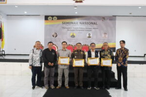 Read more about the article Hadirkan Narasumber Kompeten, Fakultas Hukum Uniku Gelar Seminar Nasional Peringatan Hari Anti Korupsi Sedunia